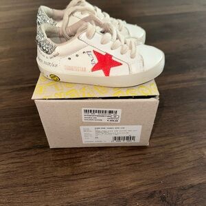 Golden Goose White Red Star Low-Top Sneakers Toddler 6